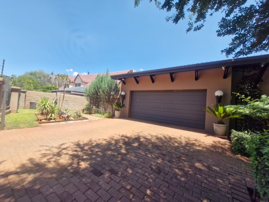 4 Bedroom Property for Sale in Kathu Northern Cape